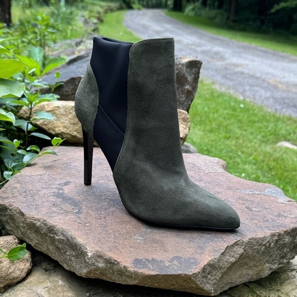 French Connection green black heeled booties 9.5 - Picture 14 of 14